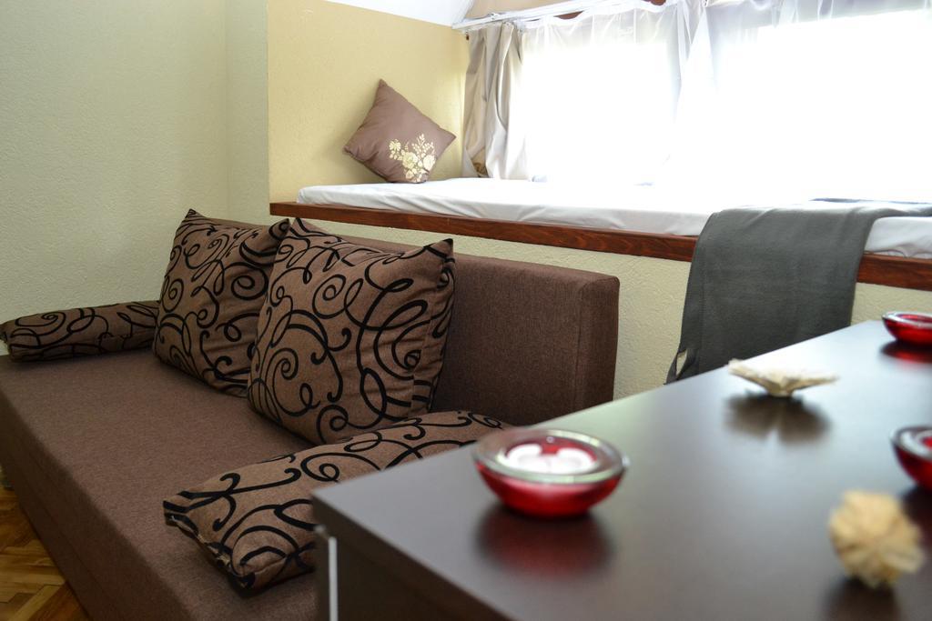 Ezuestfenyo Hotel Telkibánya Εξωτερικό φωτογραφία